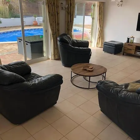 Villa With Sea Views Luz